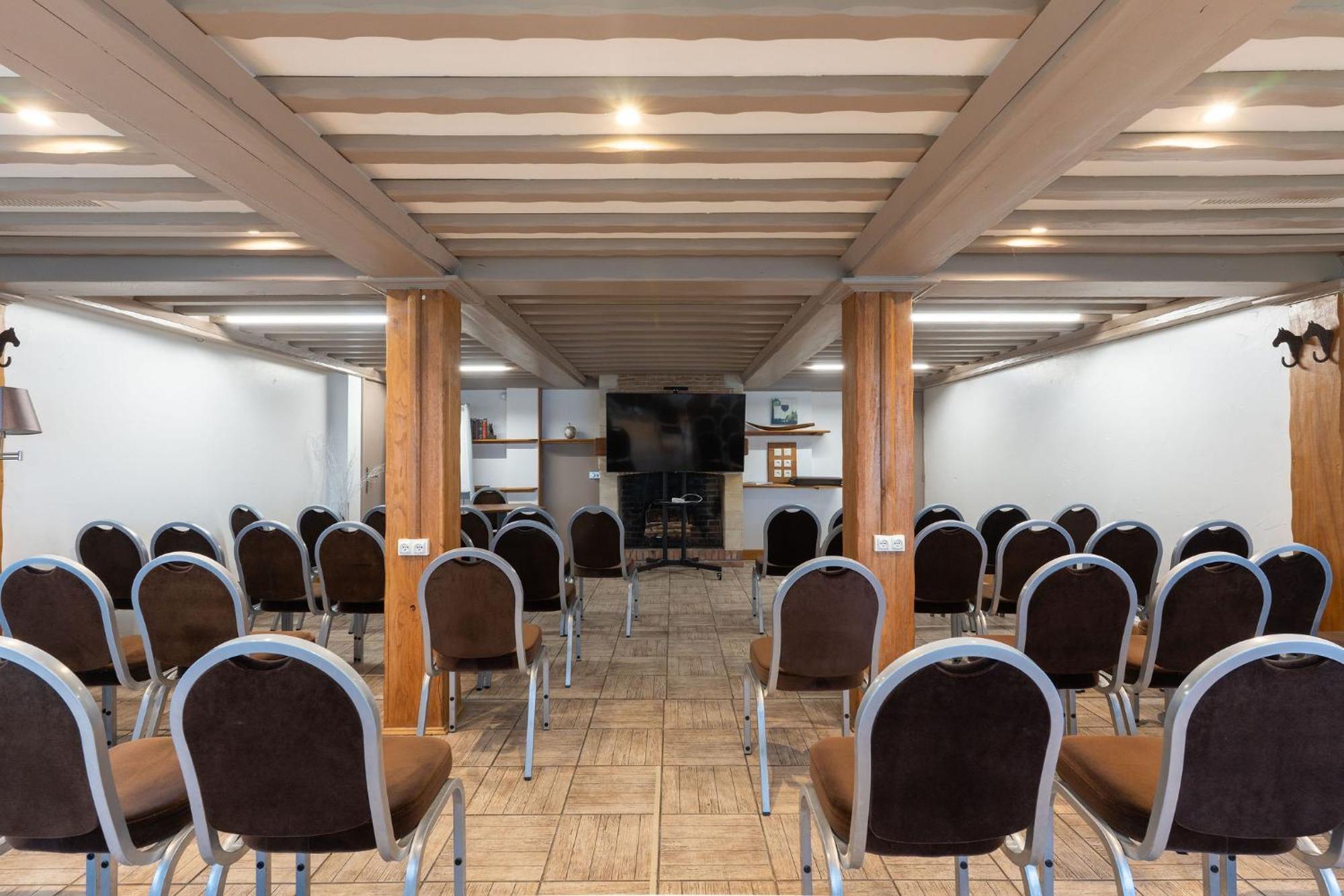 Eden Park Hotel Restaurant Pont-Évêque Kültér fotó